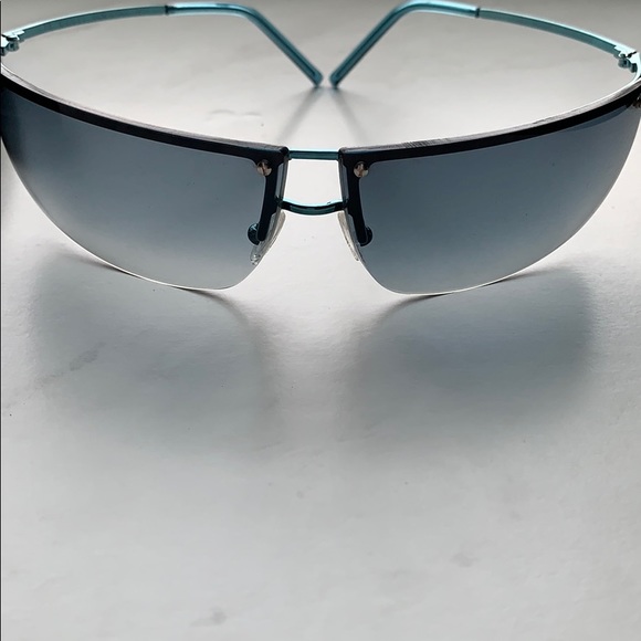 Authentic Gucci sunglasses. New in case.